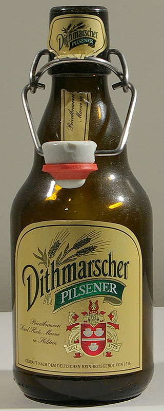 Dithmarscher Pilsner bottle by Privatbrauerei Karl Hintz 
