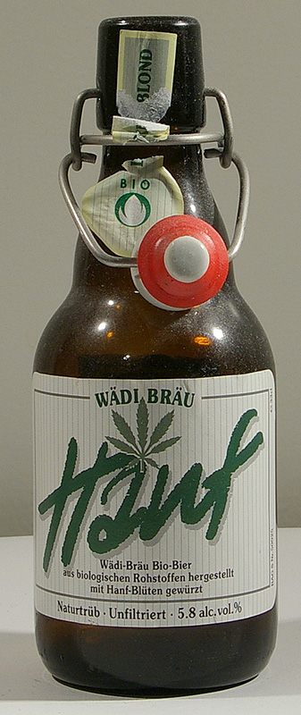 Wädi-Bräu Hanf bottle by Wädi-Brau-Huus 