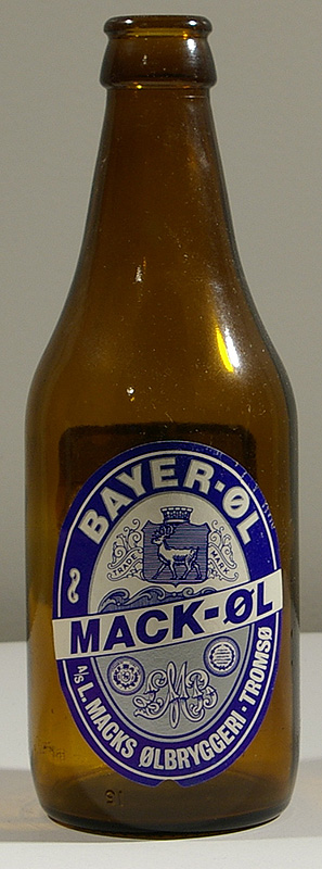 Mack Bayer-Öl II bottle by Macks ølbryggeri 